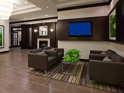 Holiday Inn Express & Suites New Liskeard Экстерьер фото