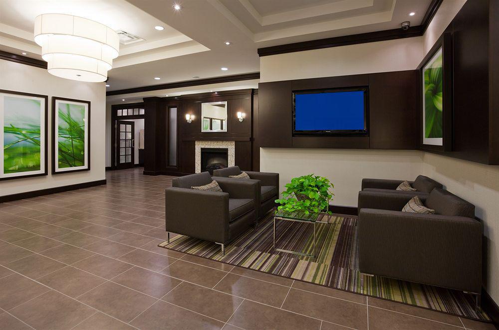 Holiday Inn Express & Suites New Liskeard Интерьер фото